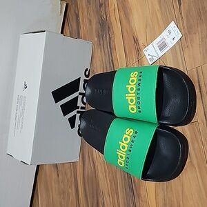 Adidas Adilette Shower Slides On Sandals Women 10 Men's 9 New in Box